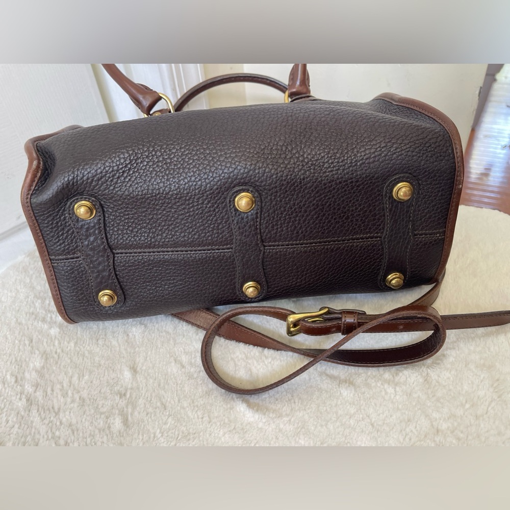 Dooney and Bourke all weather leather Bag EUC - Picture 4 of 12